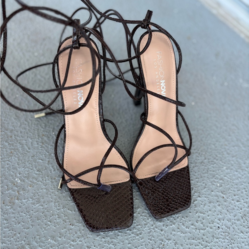 Fashion Nova Brown Strappy Women's Sandals
